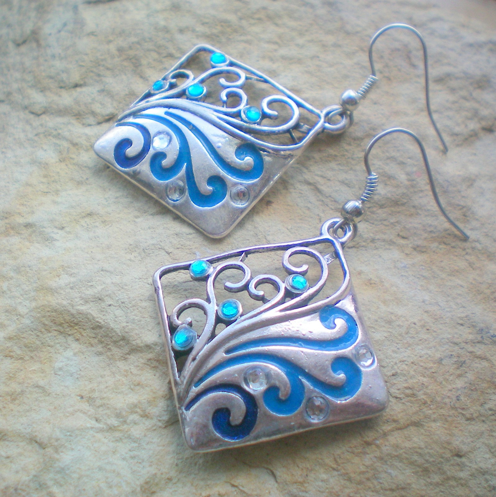 V tyrkysové -  náušnice