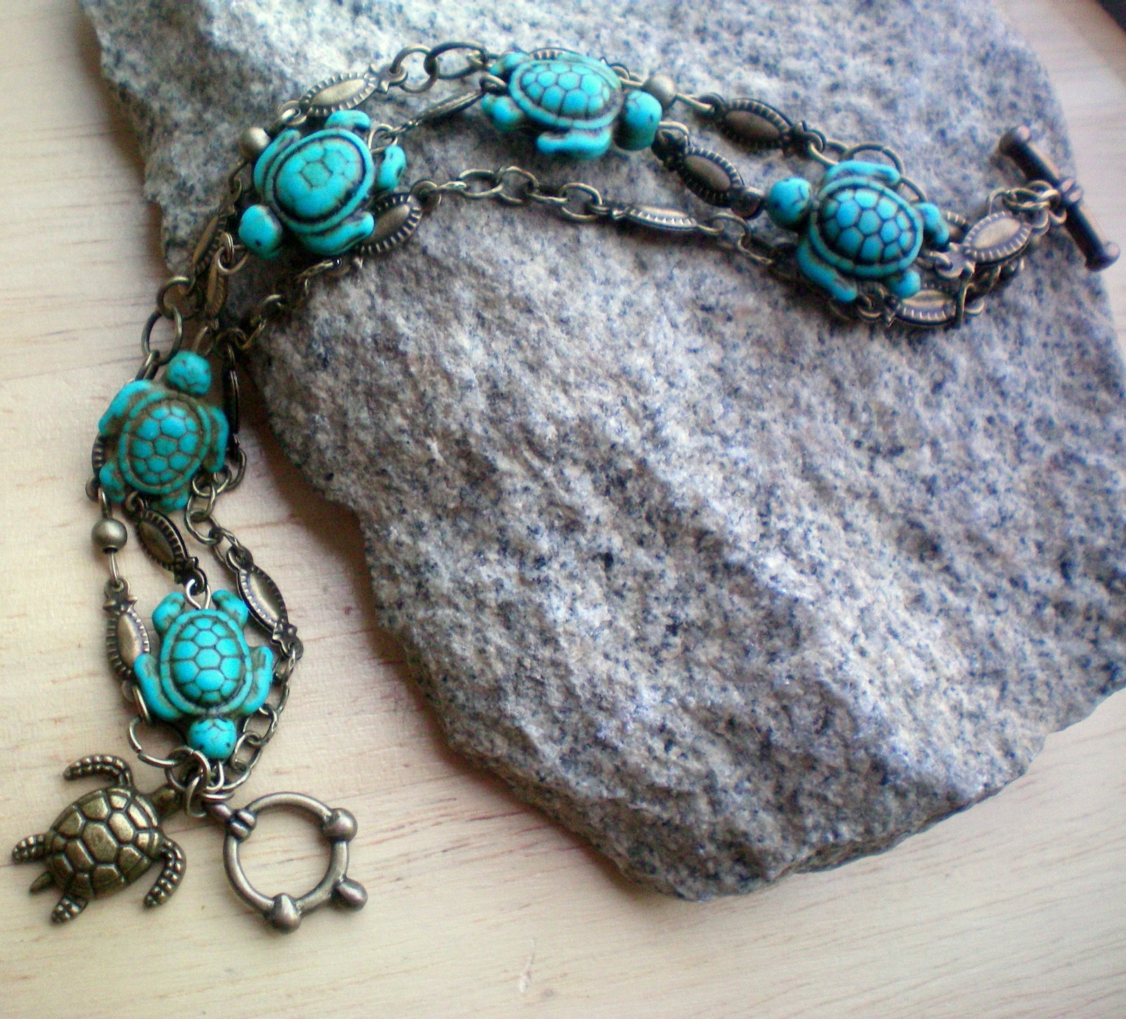 Želvičkový luxusní náramek 