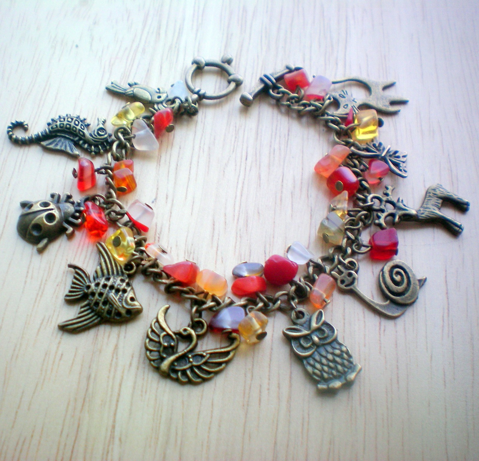 Ze světa zvířat - náramek s karneolem