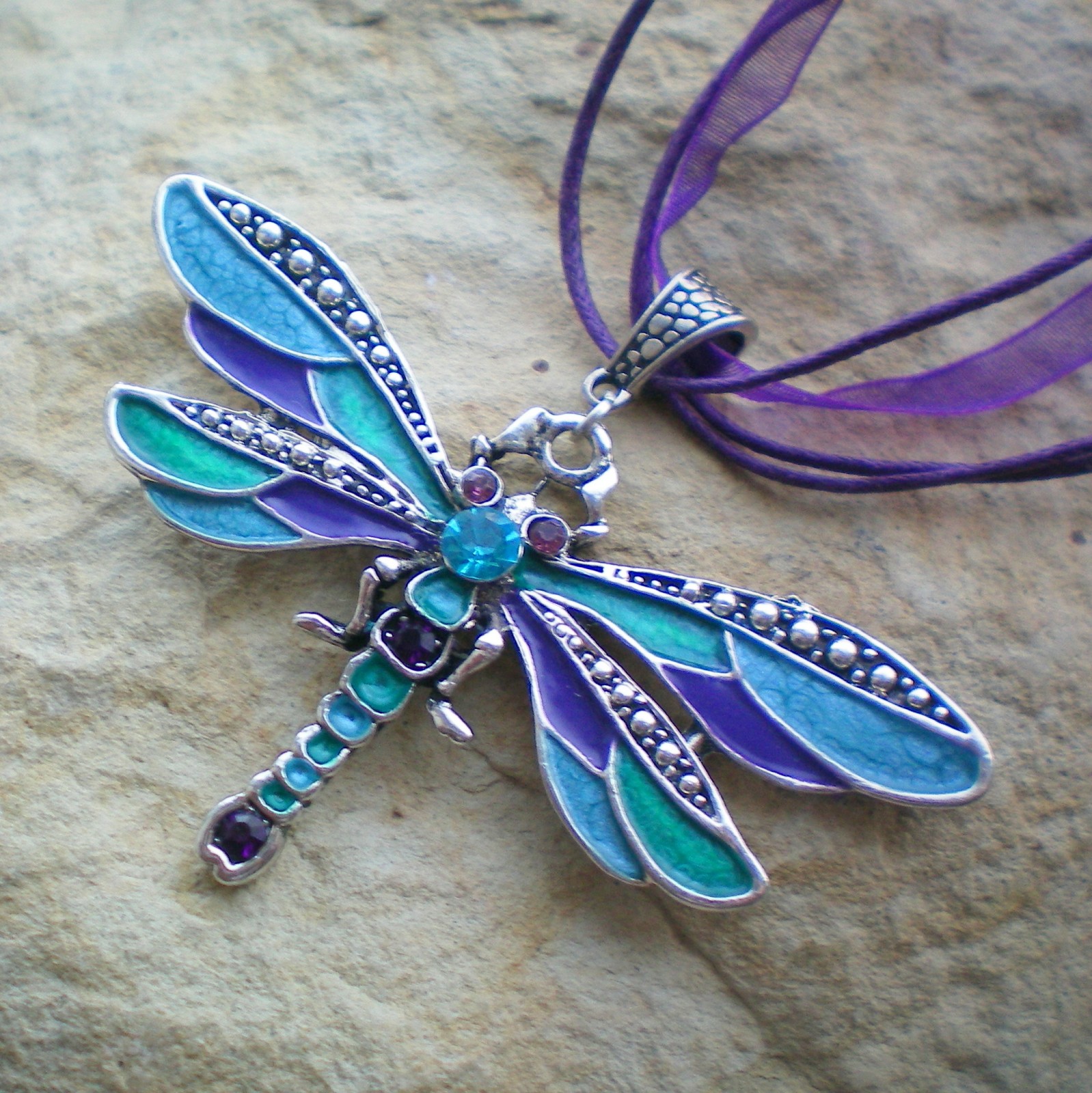 Luxusní vážka - náhrdelník