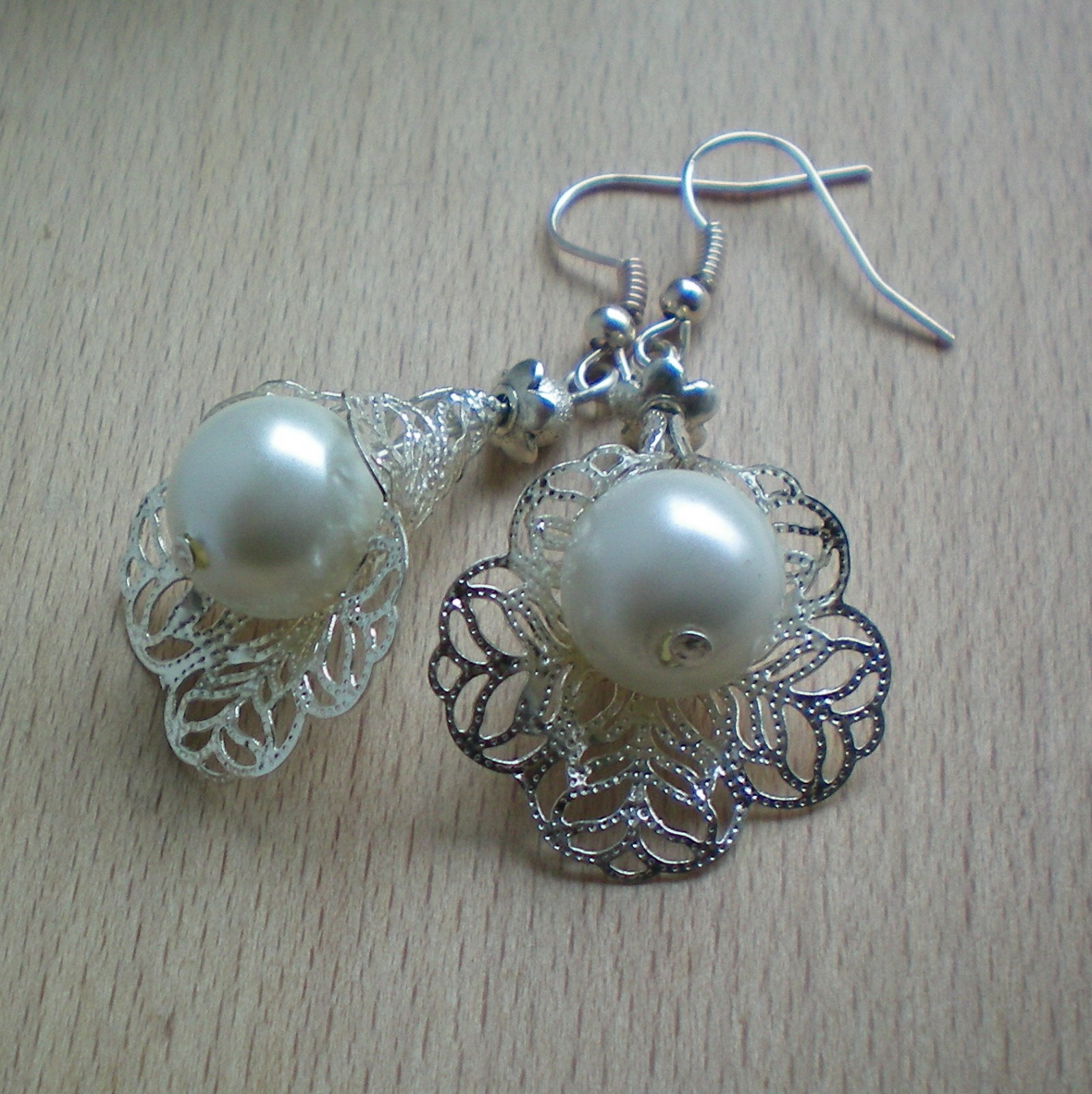 Kvetoucí filigrán - romantické náušnice