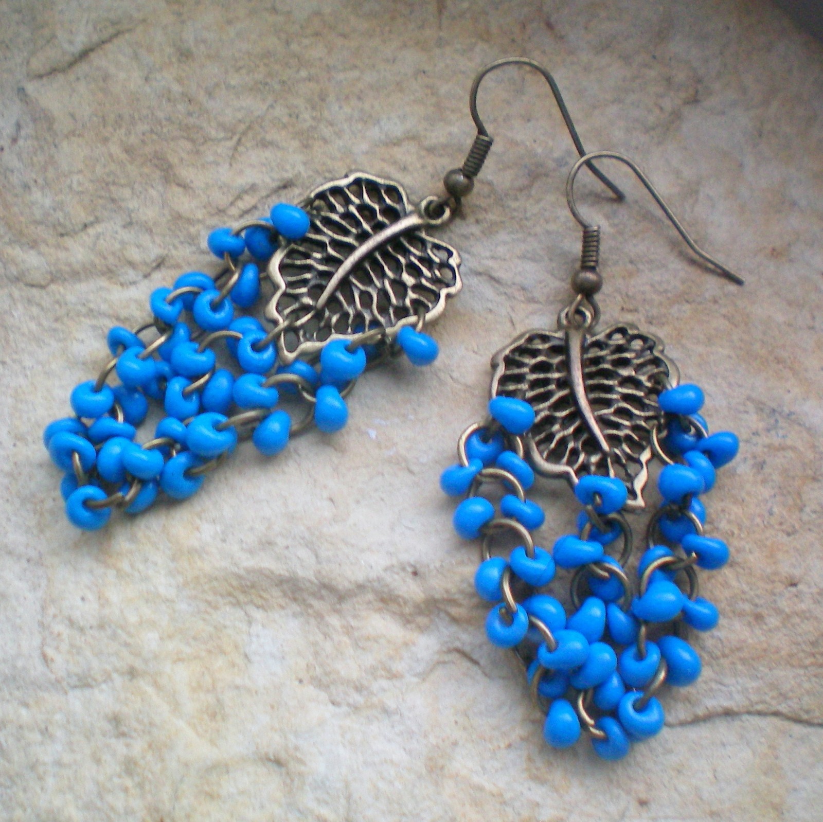 V listí - náušnice