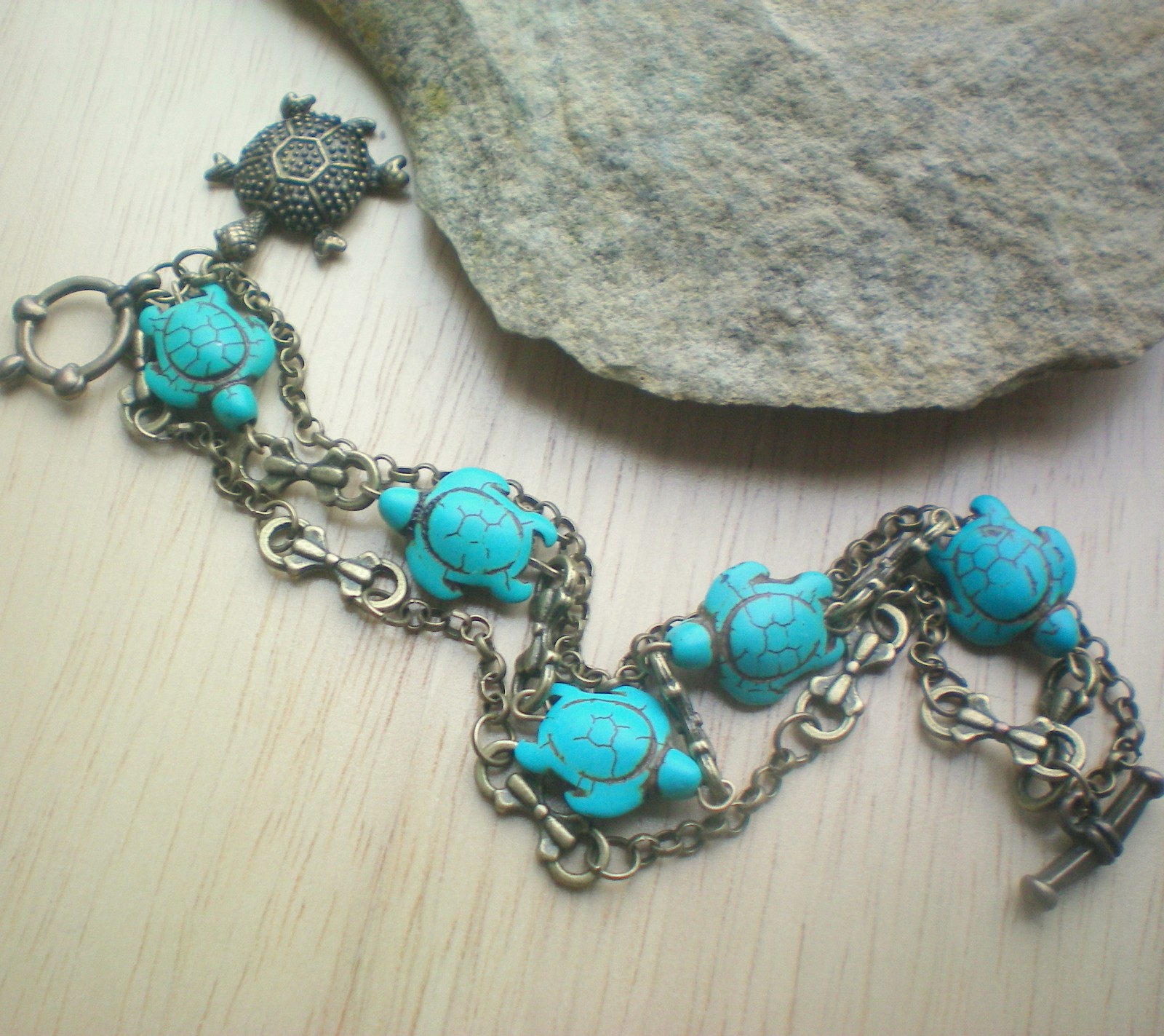 Želvičkový luxusní náramek 