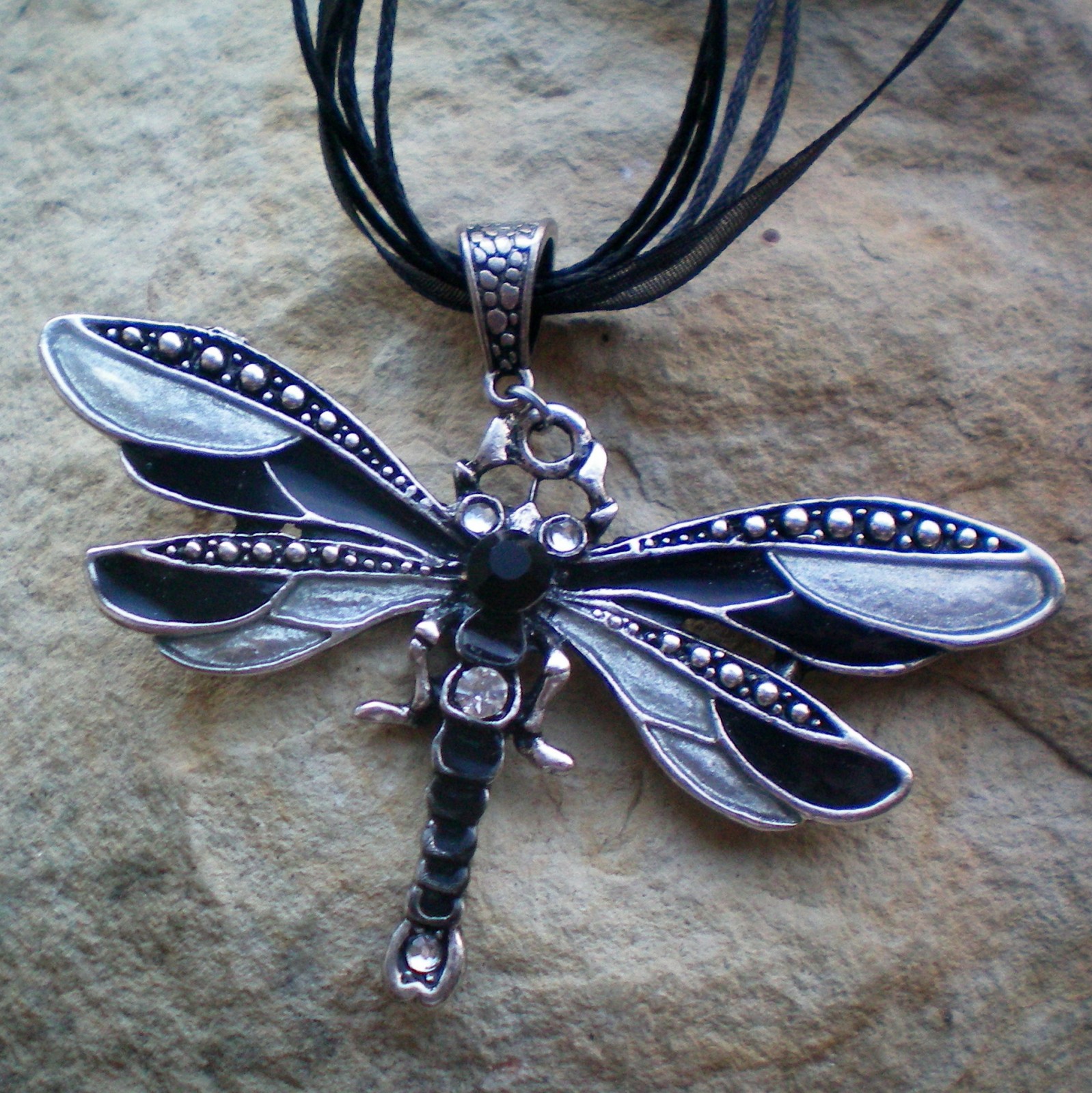 Luxusní vážka - náhrdelník