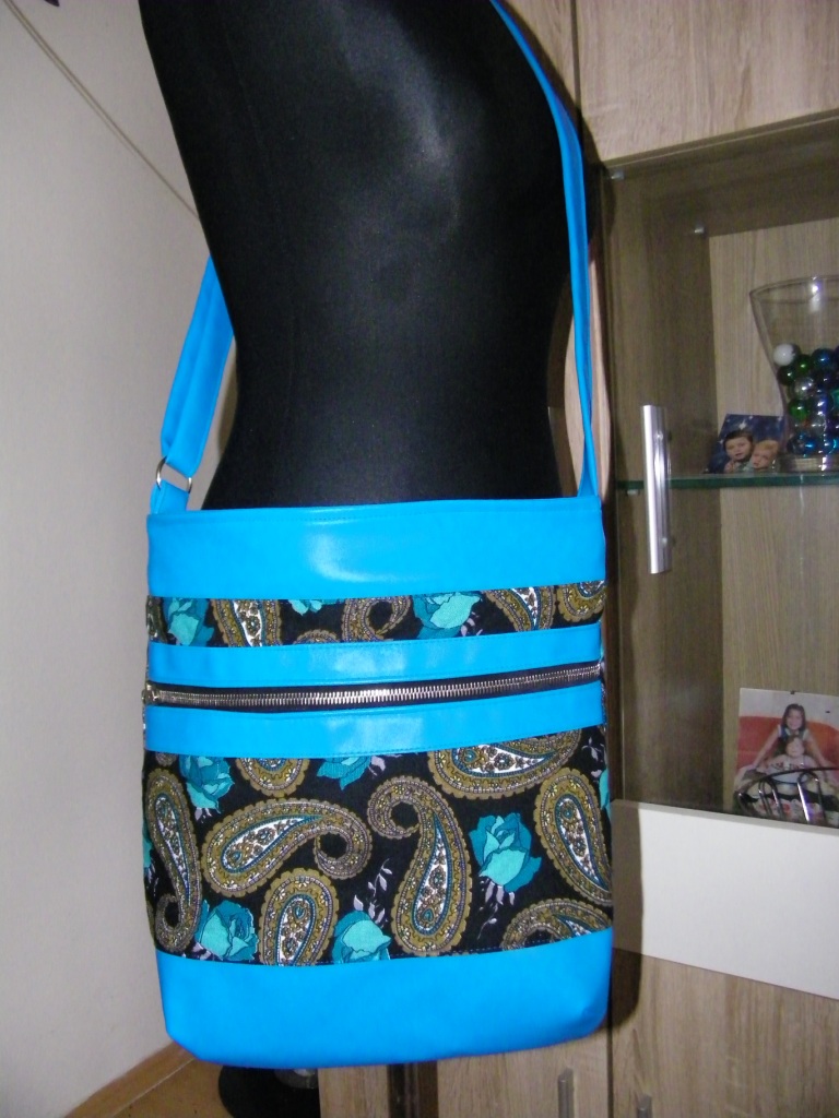 tyrkysová crossbody