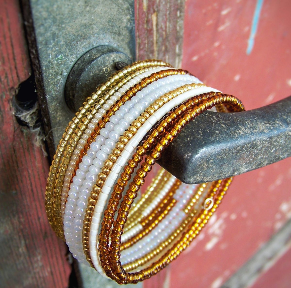 Poklady staré truhly - náramek