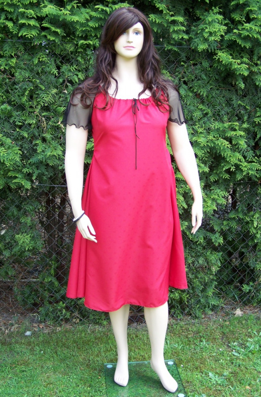 Šaty ,,Red&Black Romance"-AKCE
