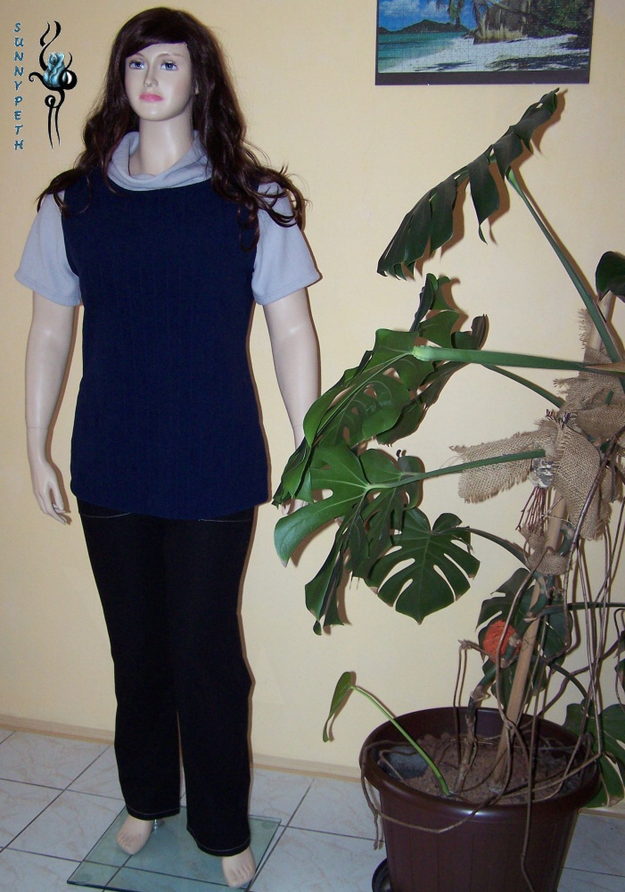 Mikina s krátkými rukávy a rolákem