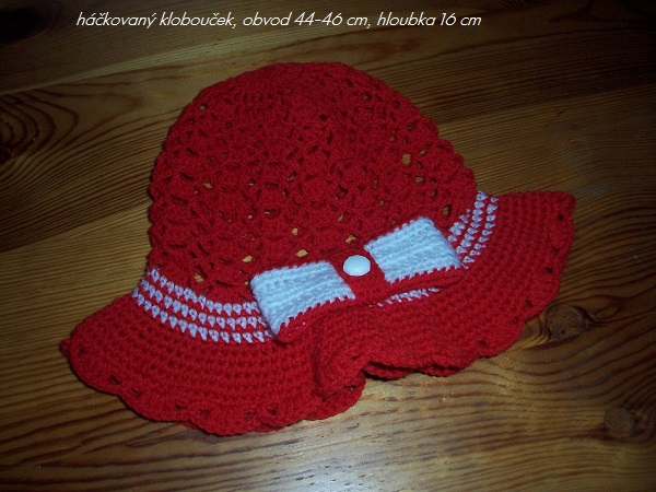 háčkovaný klobouček