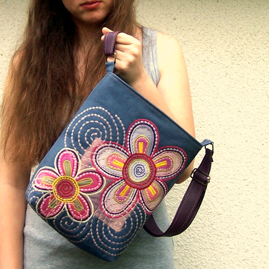 Kabela přes rameno - Šedá sluší