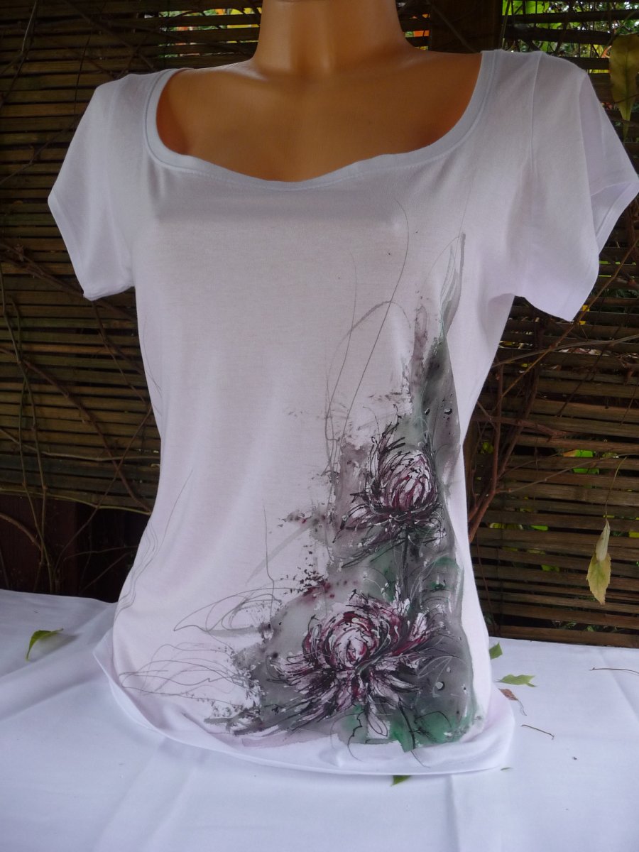 Malované tričko,květy jiřinek