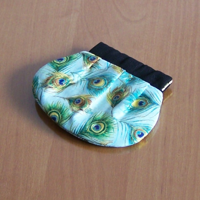 Peněženka pukačka 32