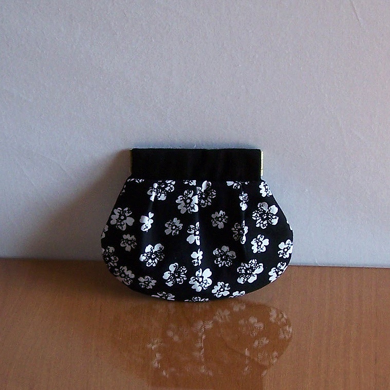 Peněženka pukačka 43