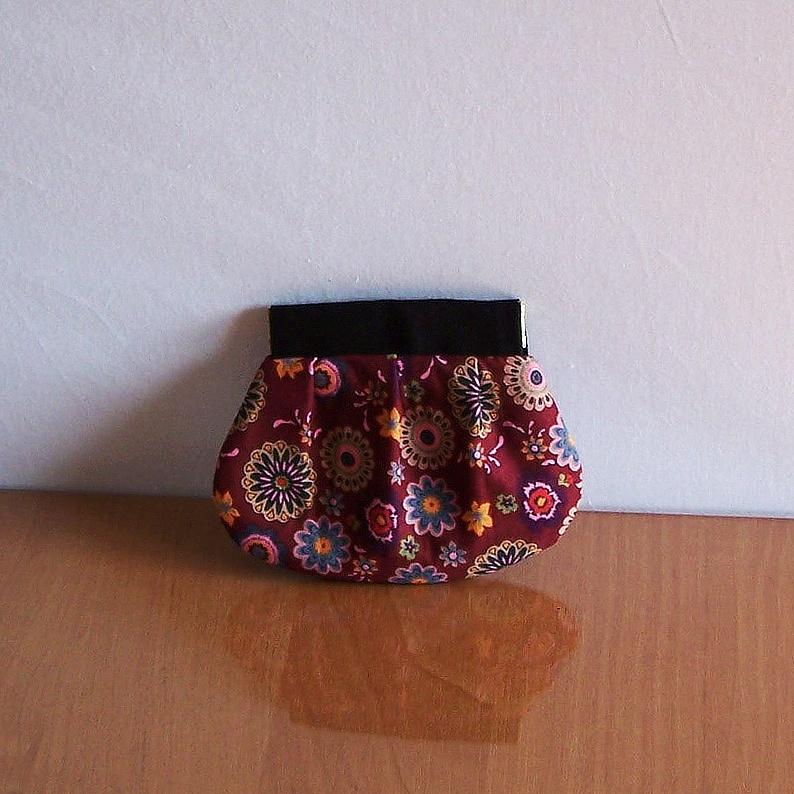 Peněženka pukačka 44