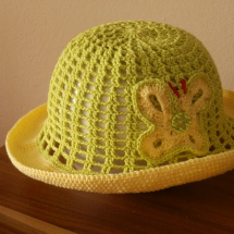 Háčkovaný klobouček