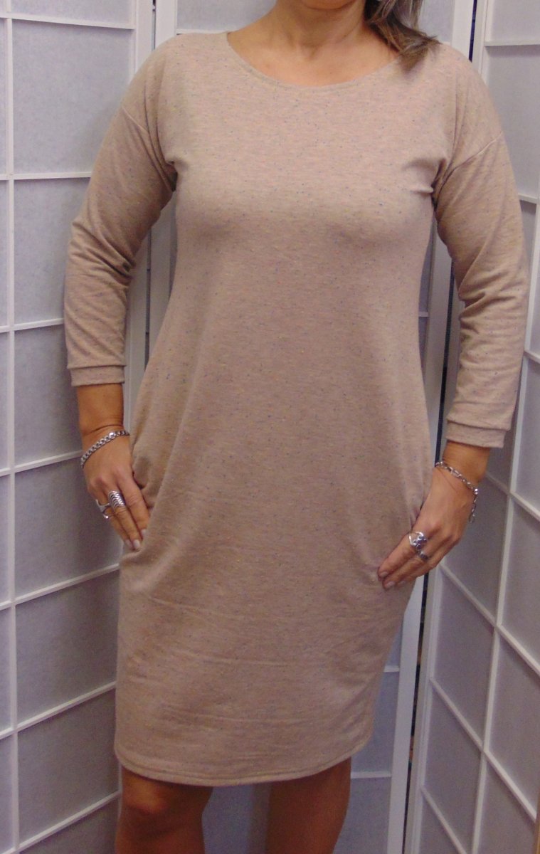 Šaty s kapsami - barva béžová s barevnými nopky (teplákovina)