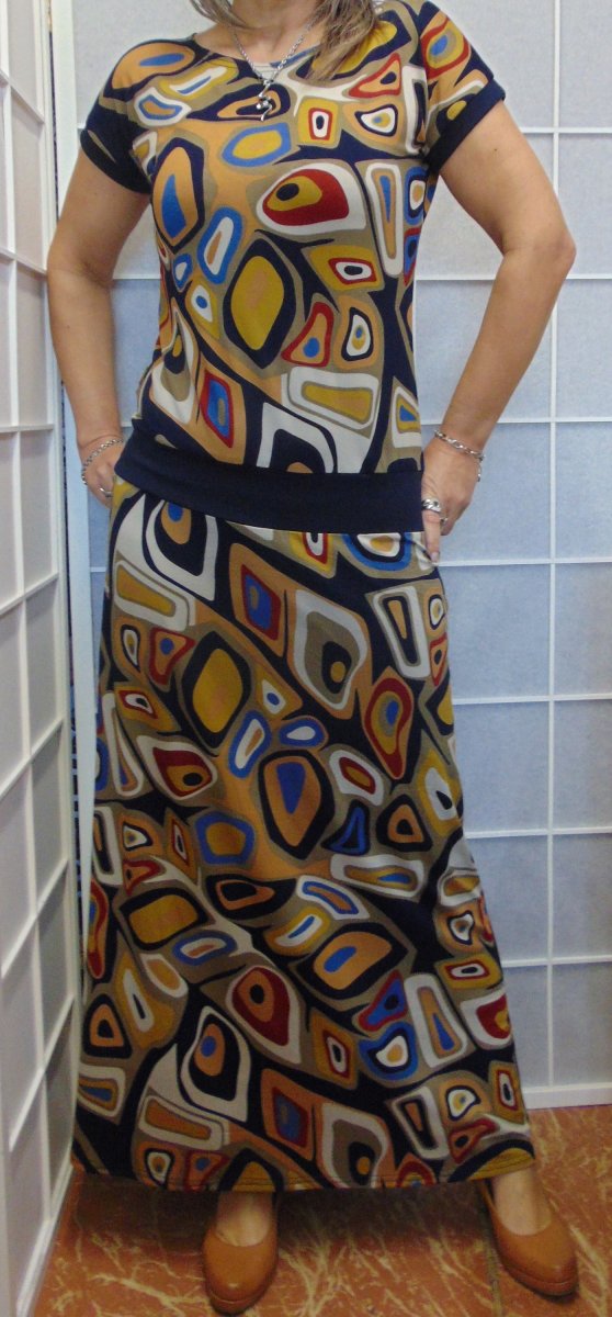 Dlouhé šaty - retro vzor S - XXXL