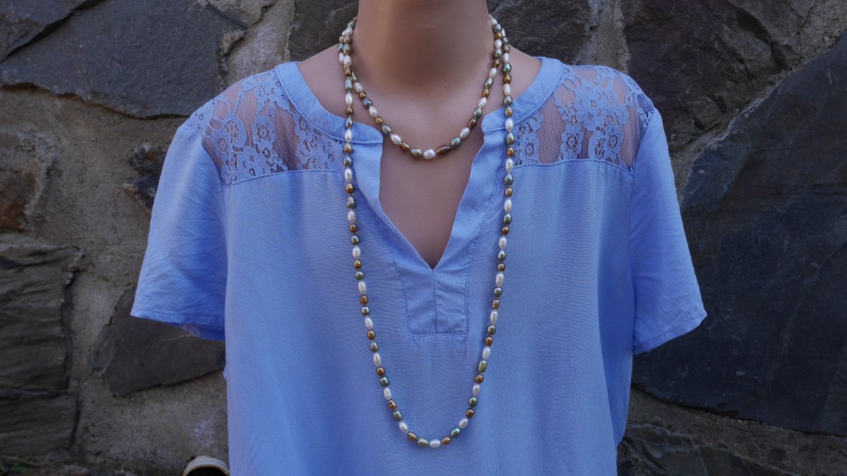 Tříbarevné říční perly 126 cm dlouhý uzlíkovaný náhrdelník