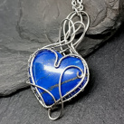 Srdíčko lapis lazuli se zlatou linkou