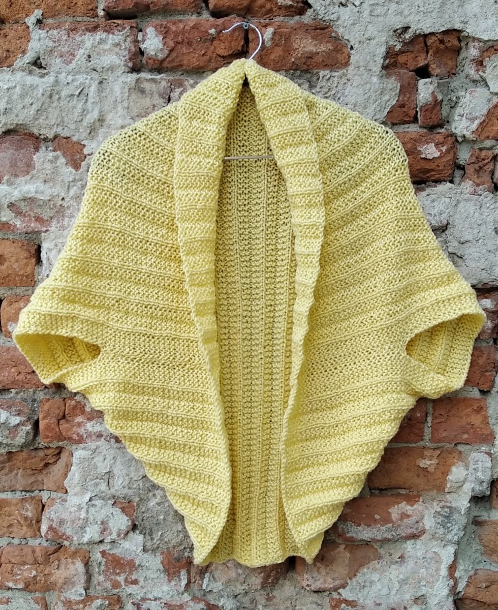Pletená vesta - banánově žlutá, velikost UNI- SLEVA NA UPLETENÝ KUS