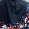 Dlouhá půlkolová sukně s vysokým pasem - bílé a červené květy (polyester)