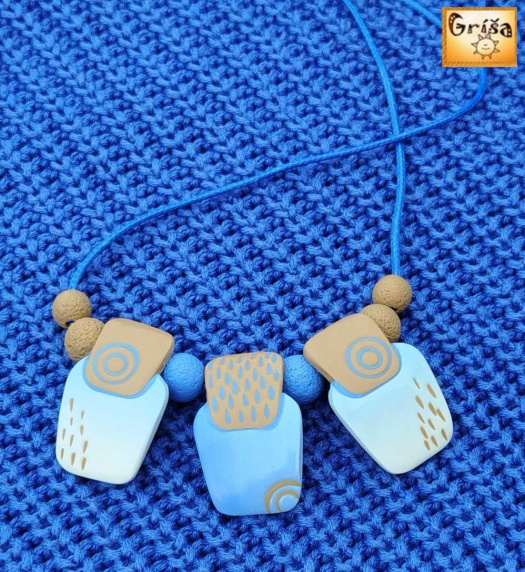 Kousek modré oblohy