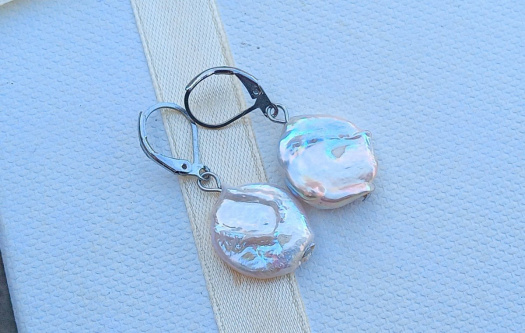 Náušnice z jihomořských coin perel 15 mm na chirurgické oceli