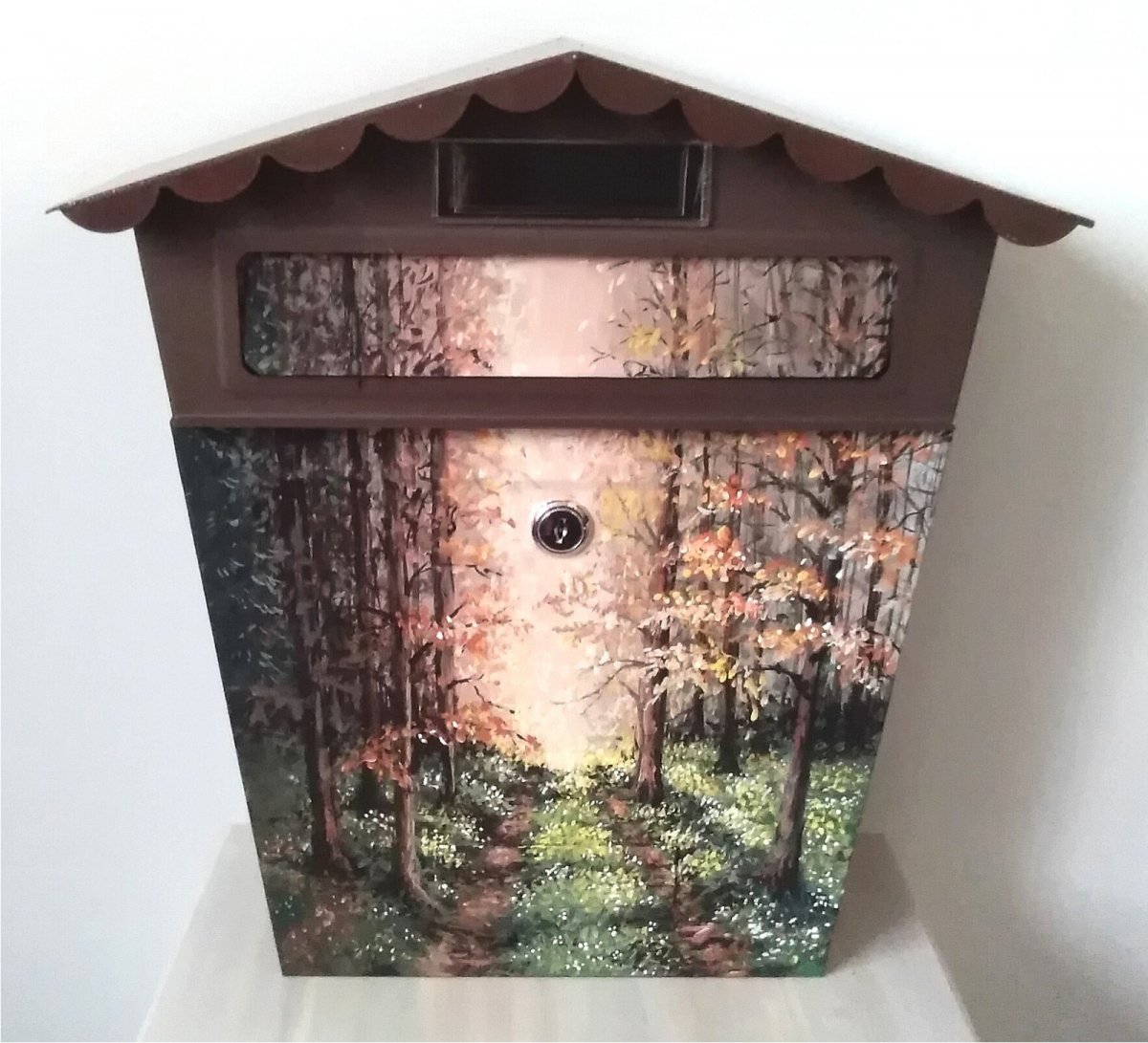 Poštovní schránka-hnědá - umělecký design