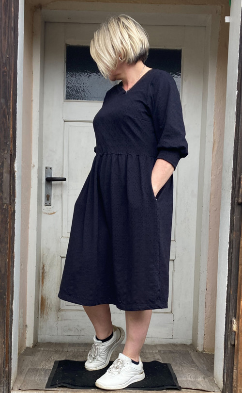 Madeirové šaty černé