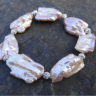 Růžové KESHI PERLY v pružném elegantním náramku