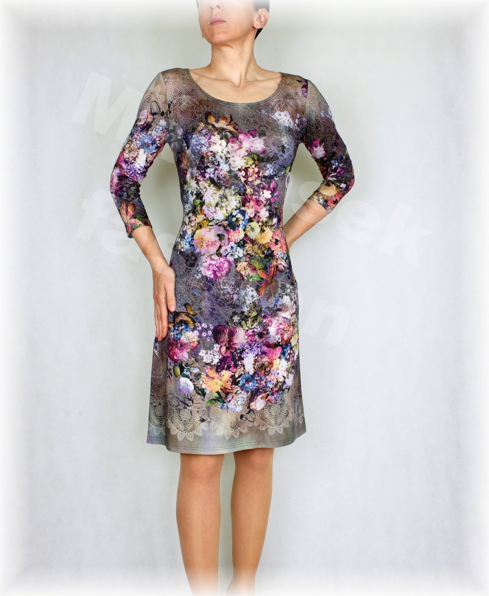 Šaty vz.425 i krátký rukáv