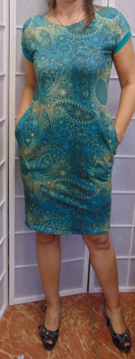 Šaty s kapsami kašmírový vzor na smaragdové S - XXXL