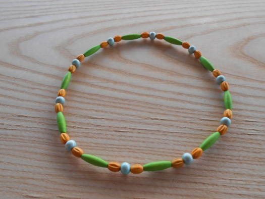 Korále dřevěné zelená+zelenkavá+oranžová 