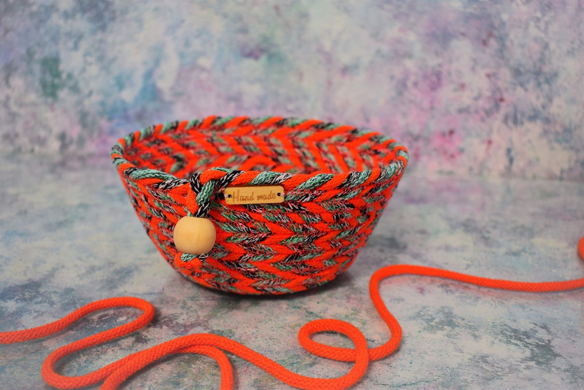 Z kolekce Dvoubarevnost 174