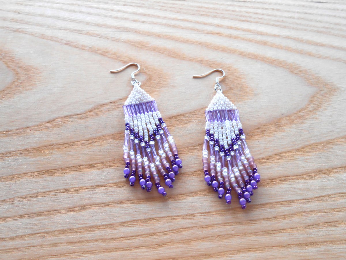 Náušnice šité indiánské (96/19)