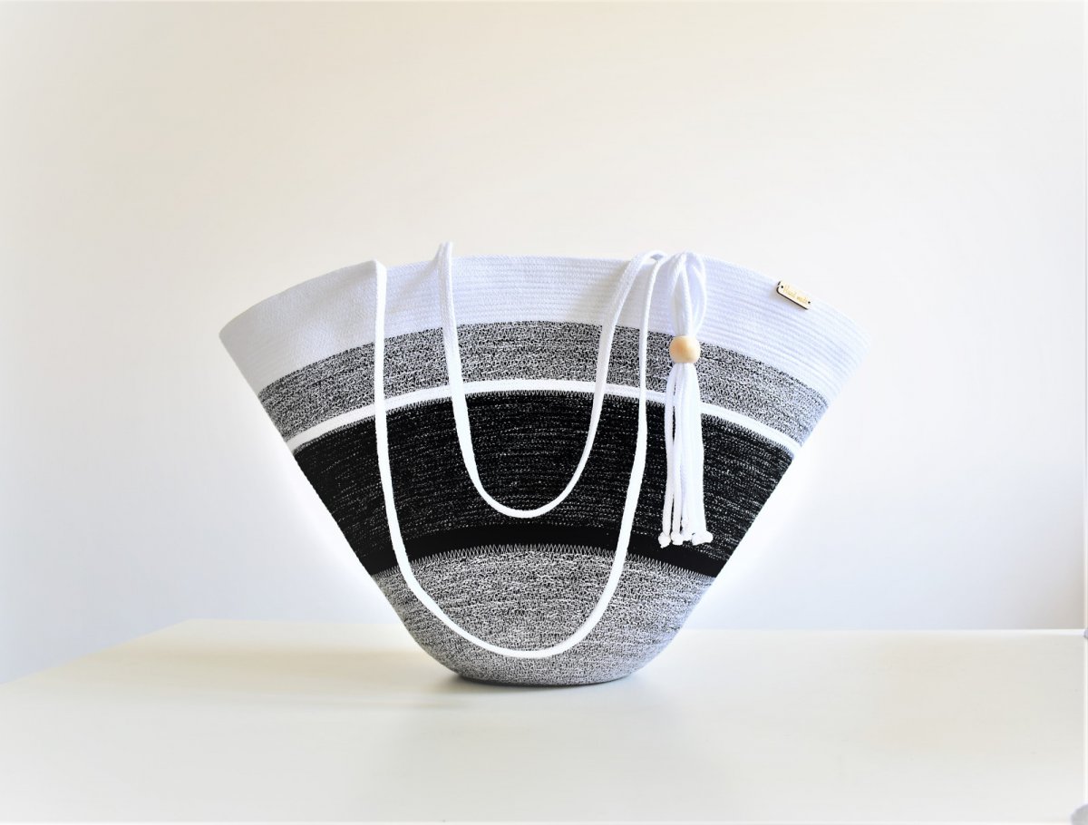 Letní kabelka černobílá 2007