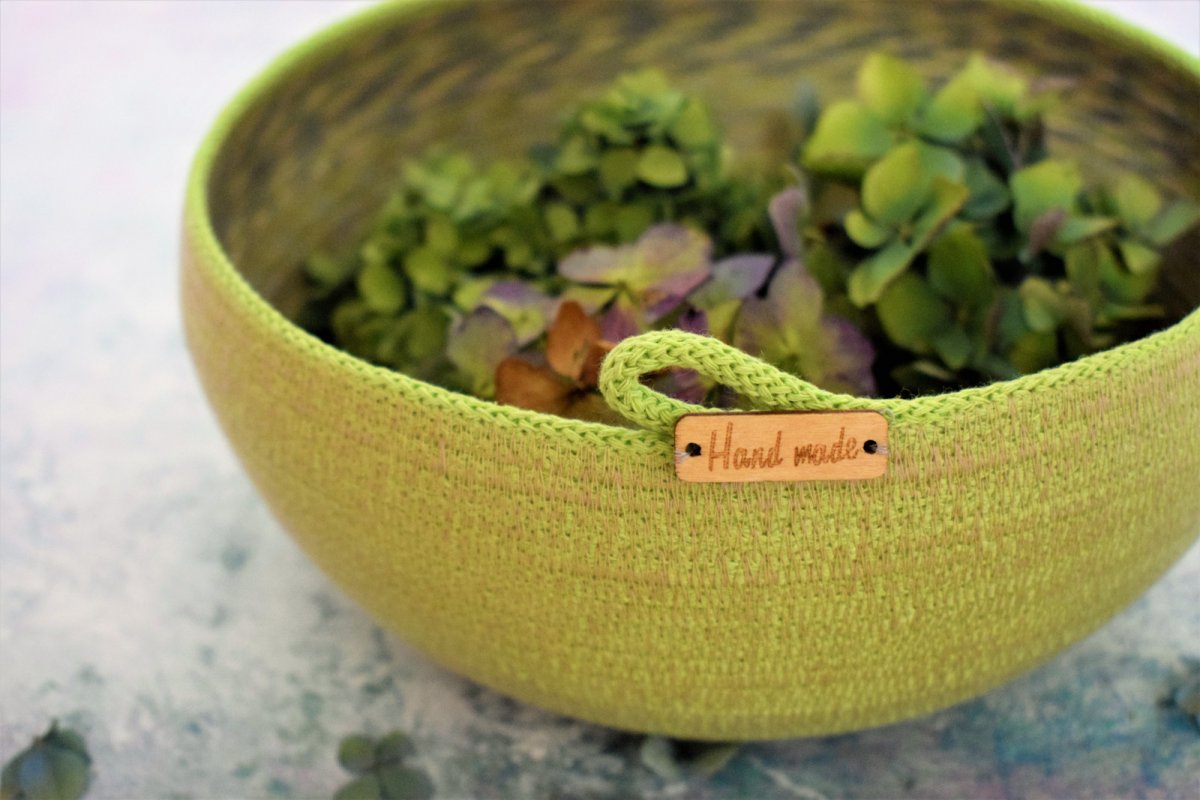 Košík/ miska v pistáciové s melírem 324