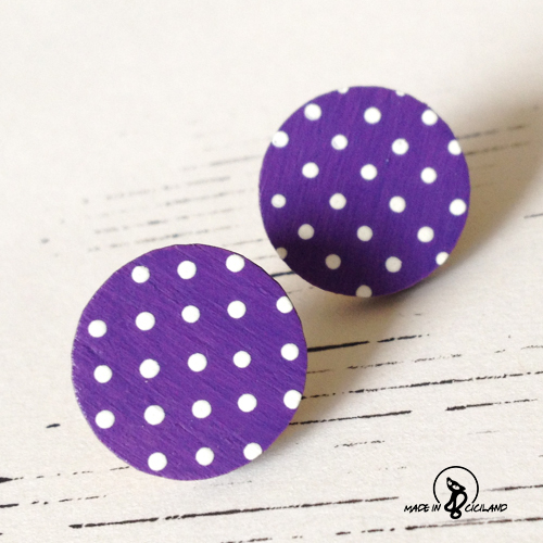 Puzetky fialové muchomůrky