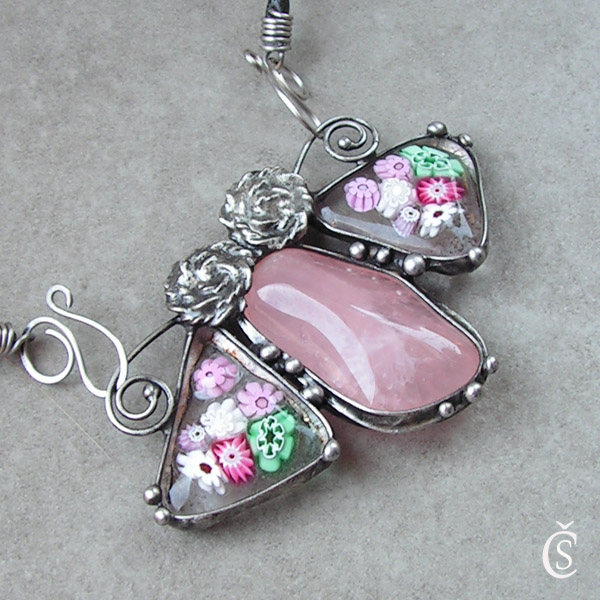 Noční motýl - Růženín, sklo