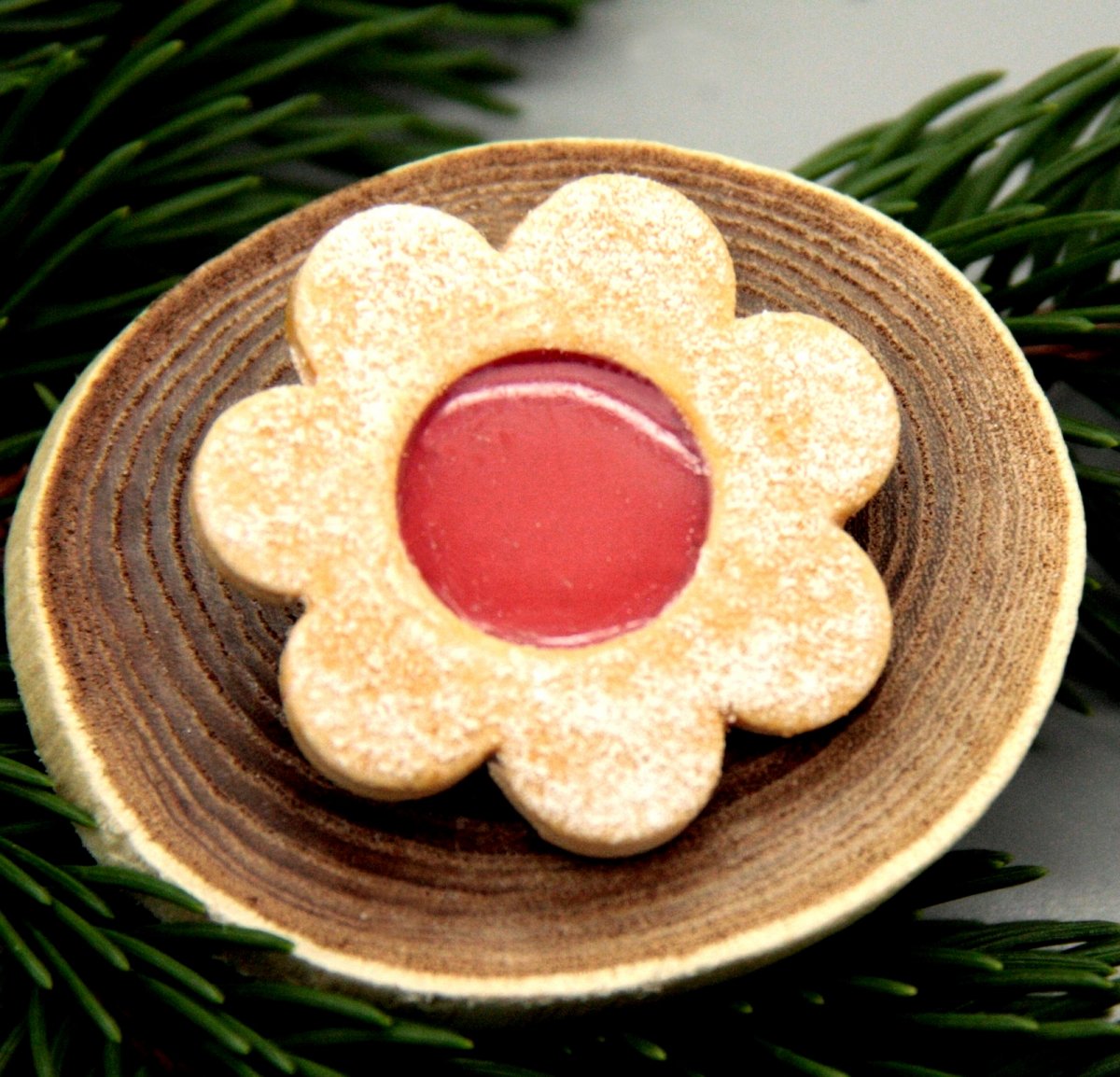 linecké .. brož 4 cm