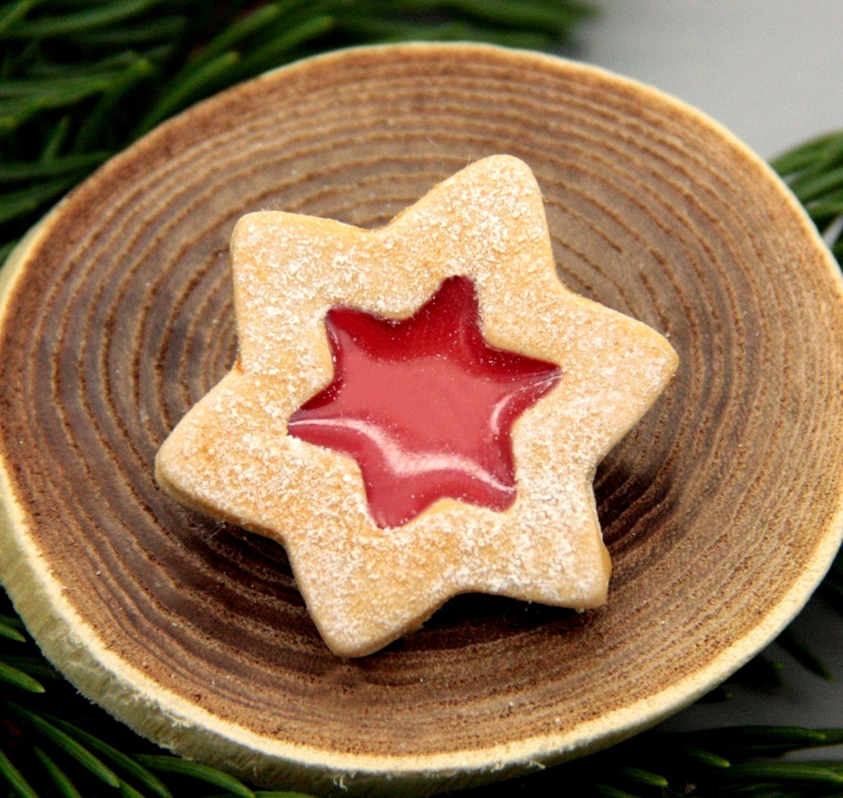 linecké .. brož 3,5 cm