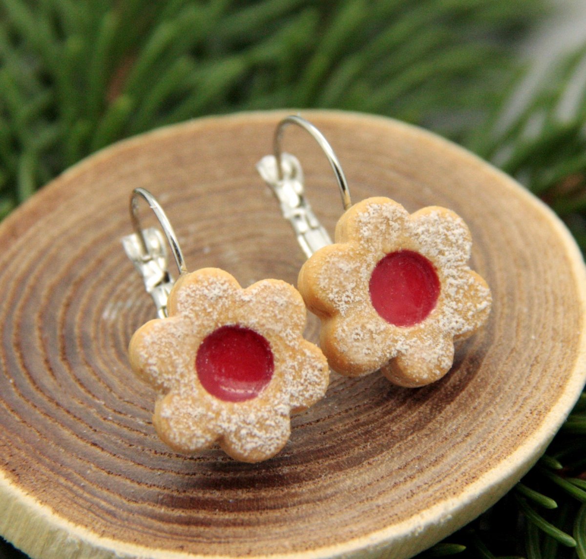 linecká kytička  .. 1,5 cm  cvakačky