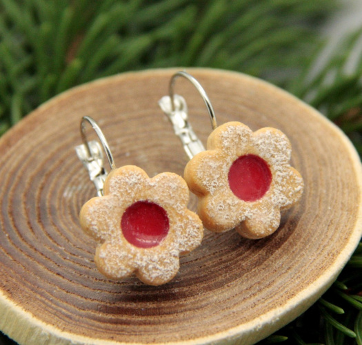 linecká kytička  .. 1,5 cm  cvakačky