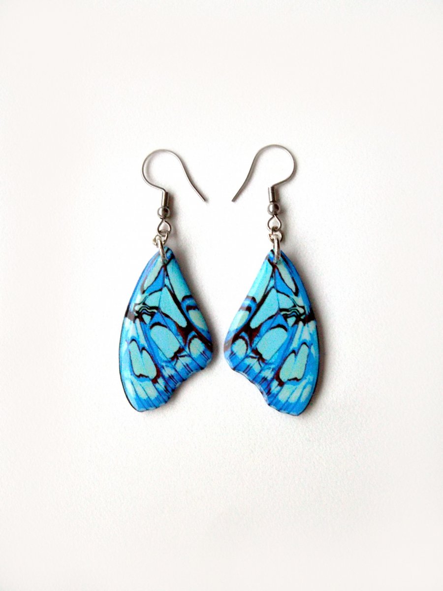 Náušnice - motýlí křídla č.117 - křišťálová pryskyřice, háčky jsou z chirurg. oceli