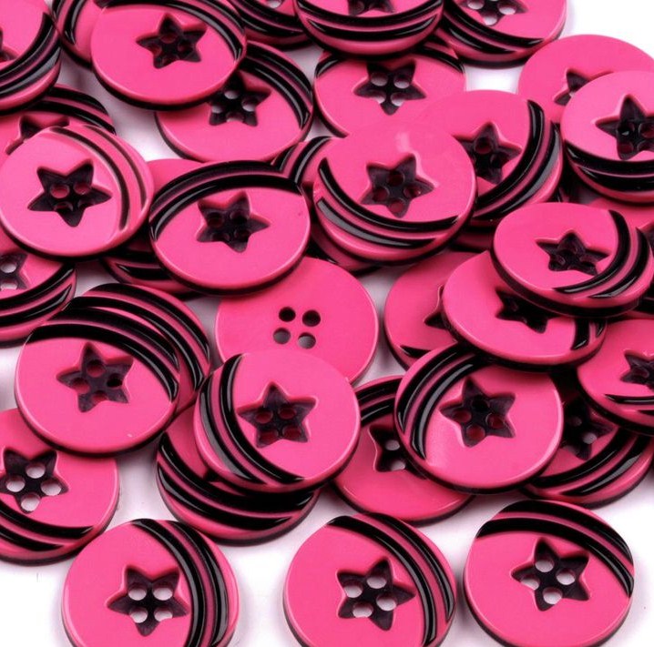 Plastové knoflíky - 5 kusů