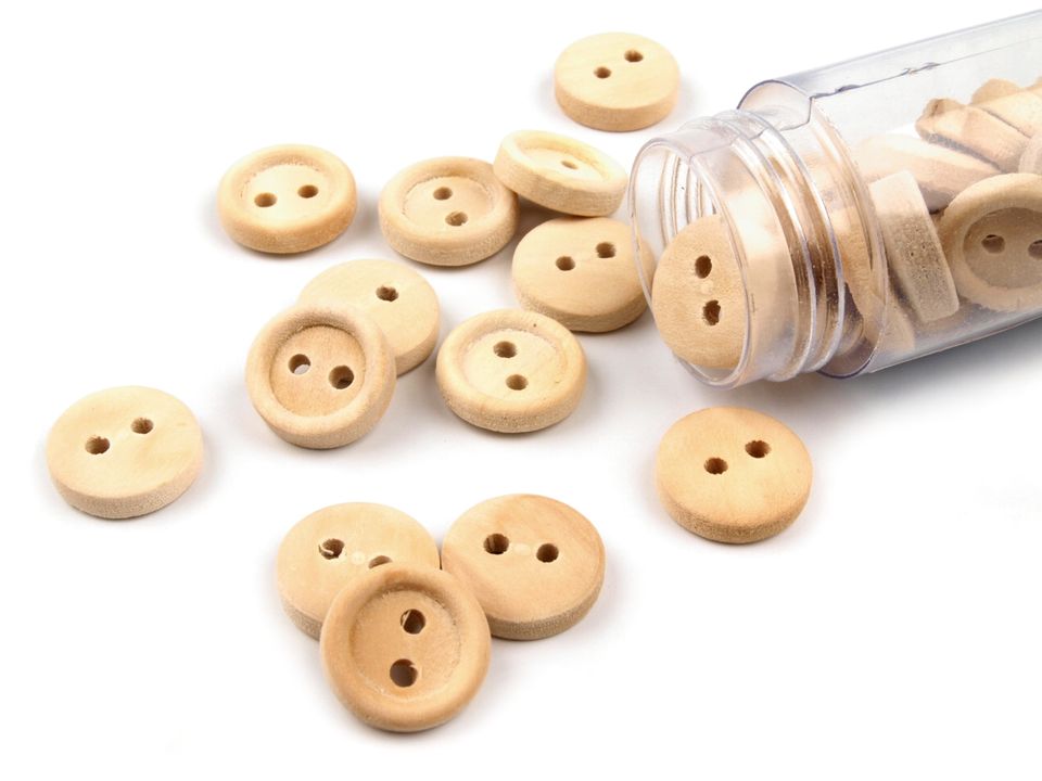 Dřevěné knoflíky - 5 kusů
