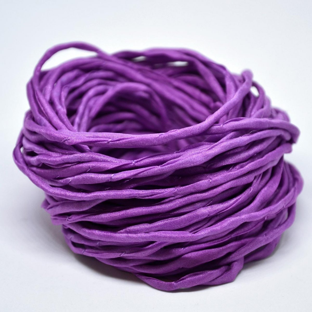 Hedvábná šňůrka středně fialová 11117983