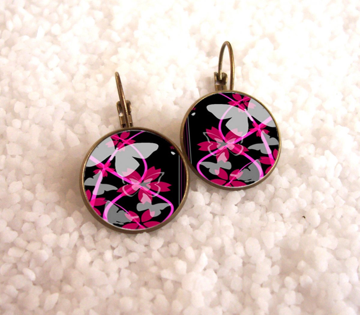 Náušnice z pryskyřice