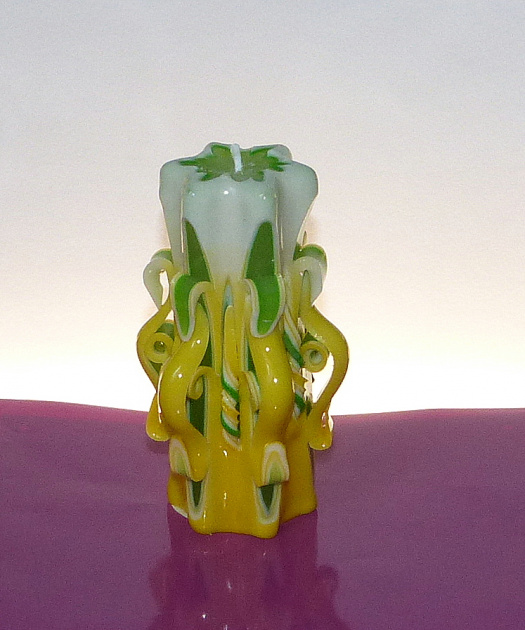 Řezaná svíčka - žluto-zelená malá