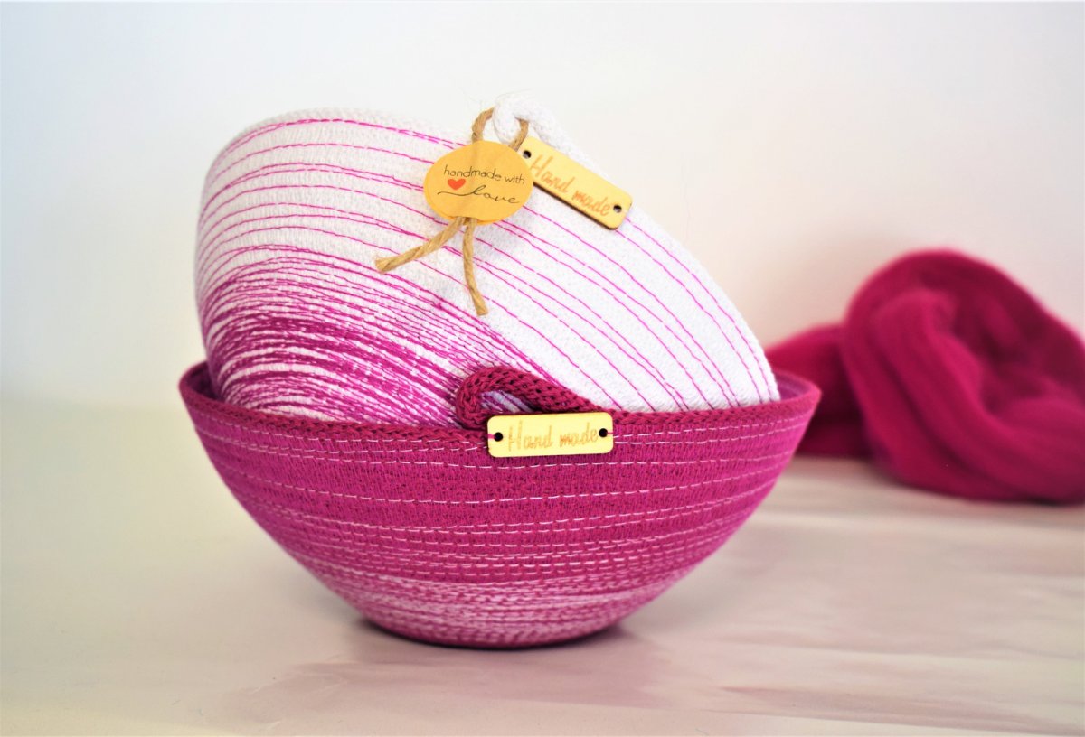 Set misek ve fuchsiové s výšivkou 472